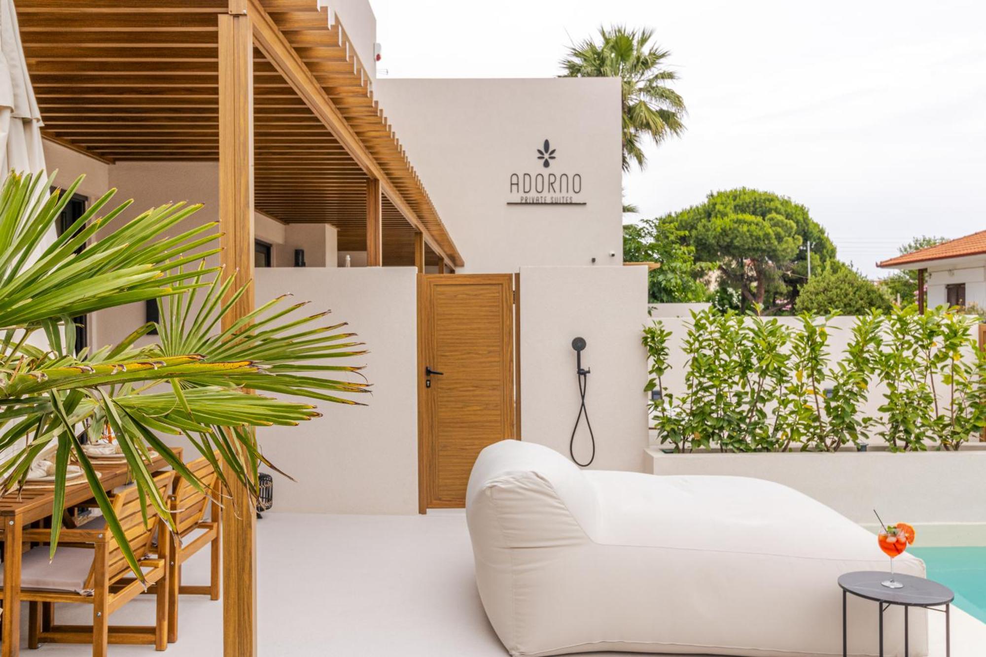 Adorno Private Suites Only Adults & Kids 12 Plus Nea Vrasna Bagian luar foto